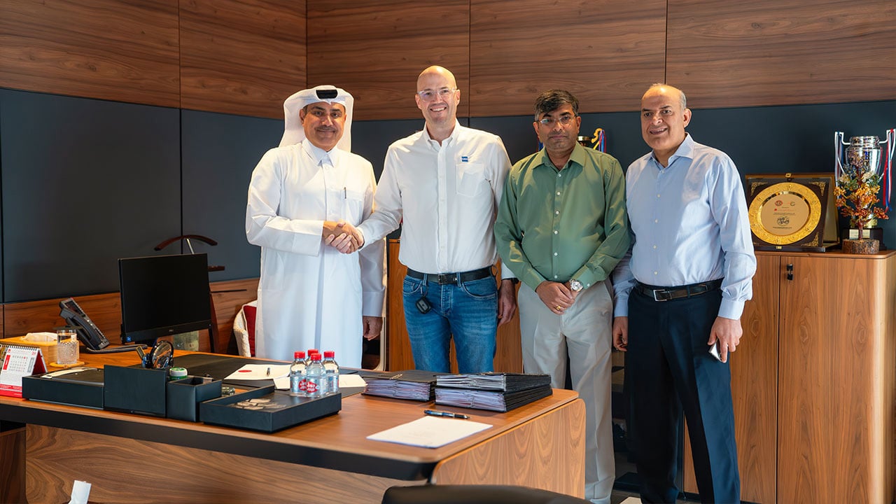 OEG and VGE partnership signing