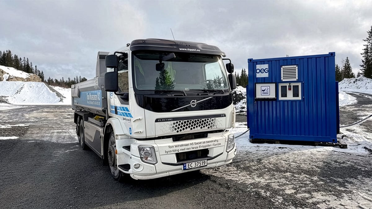 OEG's Charge Hub container out on site in Norway.