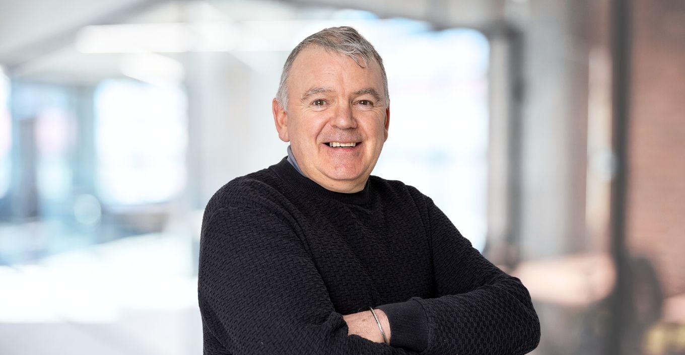 Zander-Burnett-1360x705