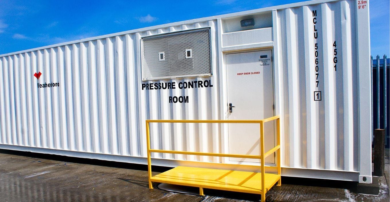 oeg-pressure-control-room-1360x705-1