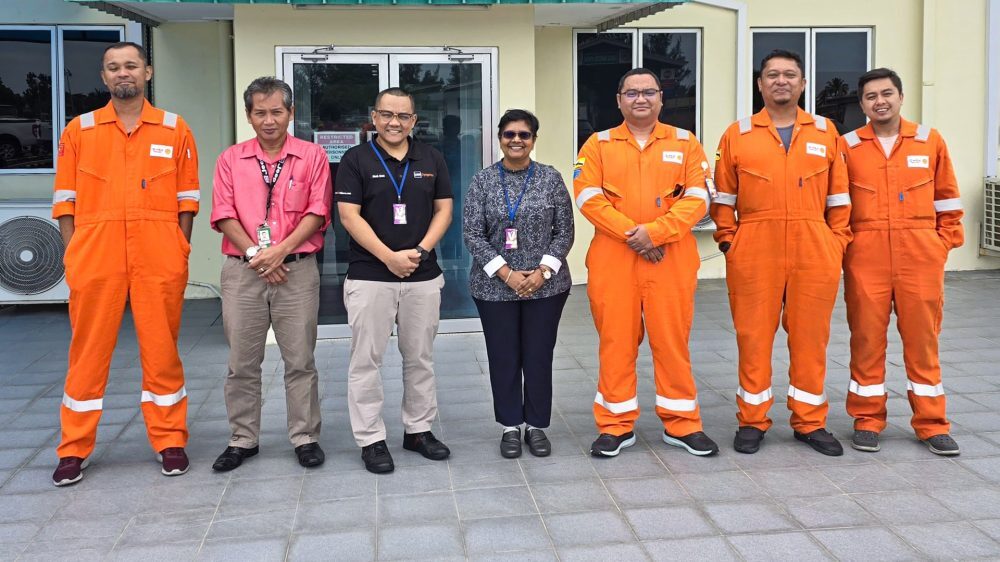 The OEG Brunei team.