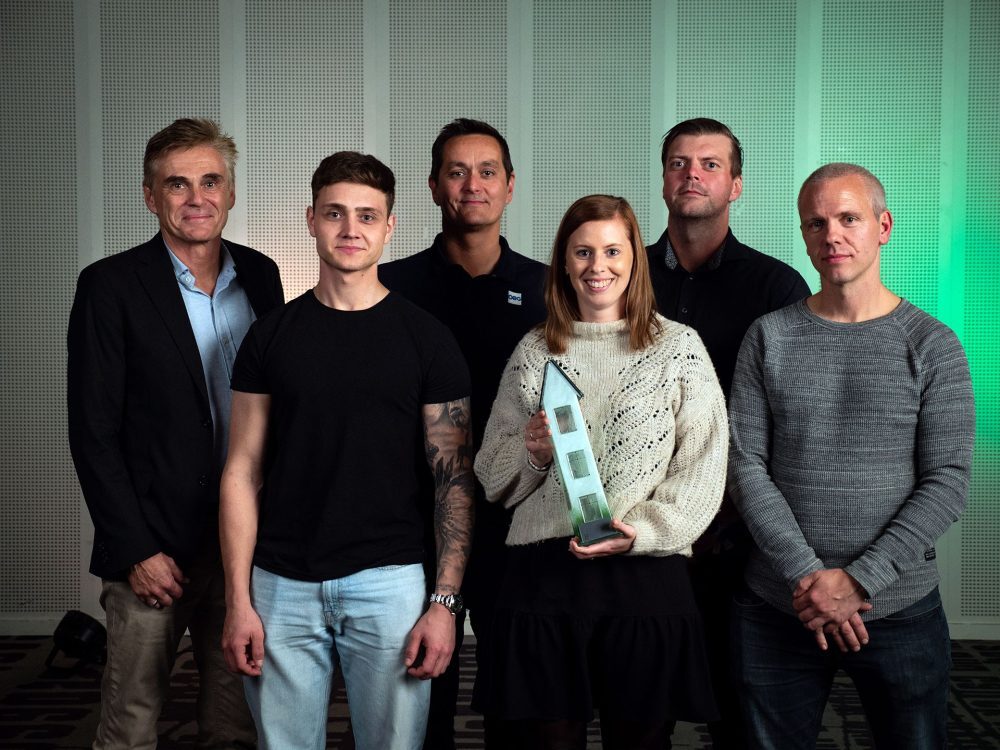 The OEG team in Norway recieving their 'Inspiration Award'