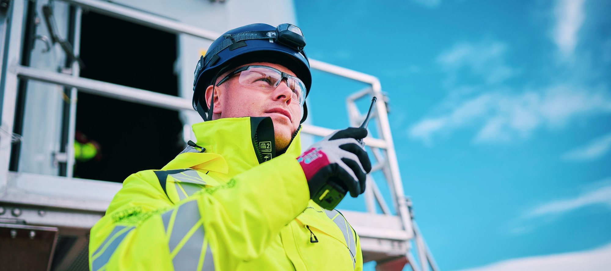 OEG wind farm worker on radio
