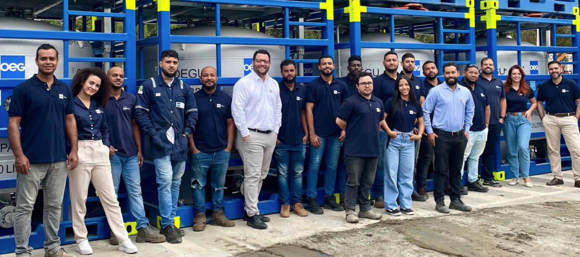 OEG-Brazil-workers-3600x1600