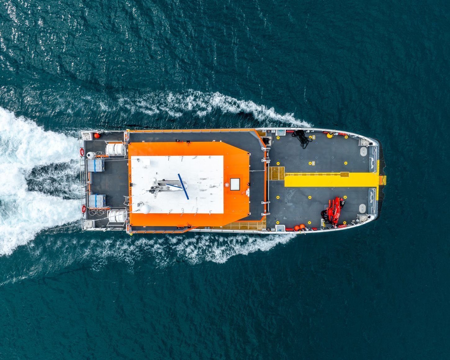 marine-services-1450x1160