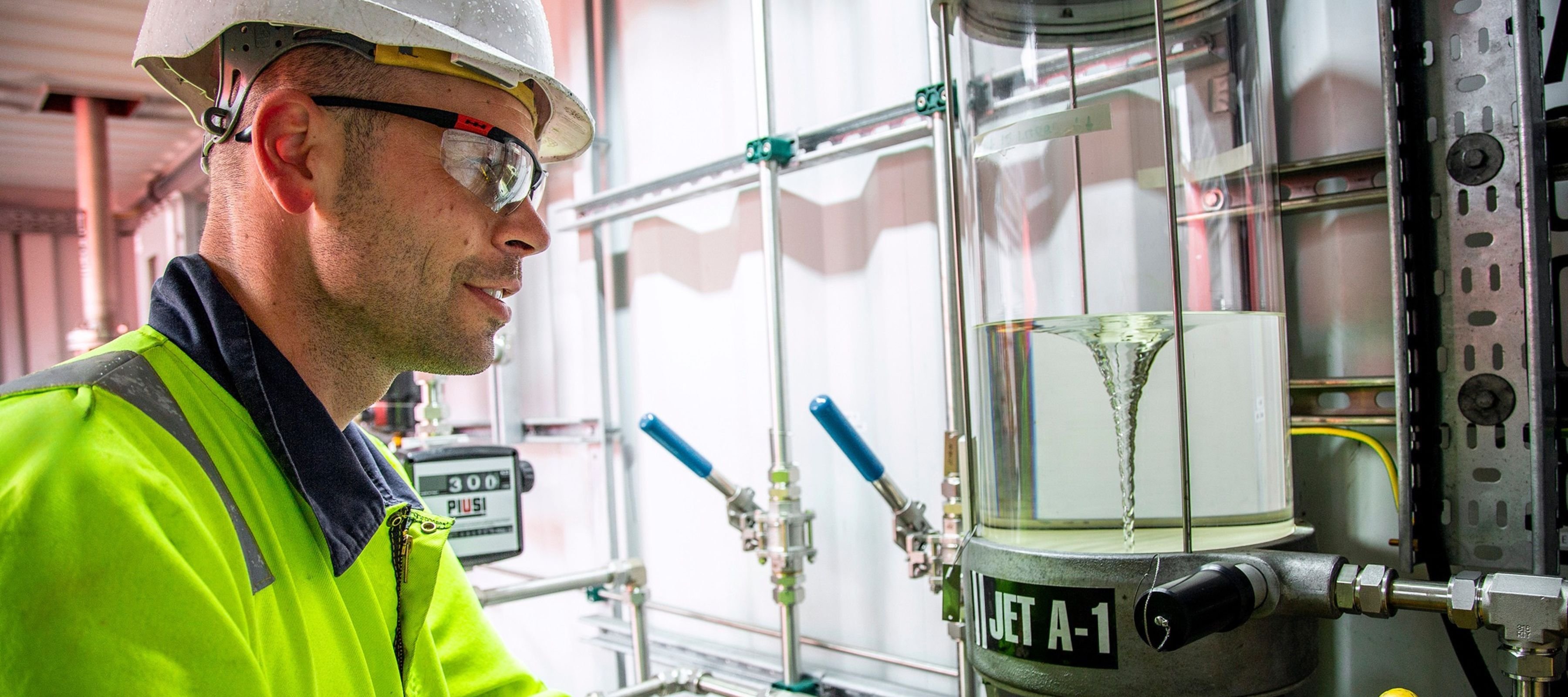 Helifuel Refueling Systems | Tailored Solutions for Aviation | OEG