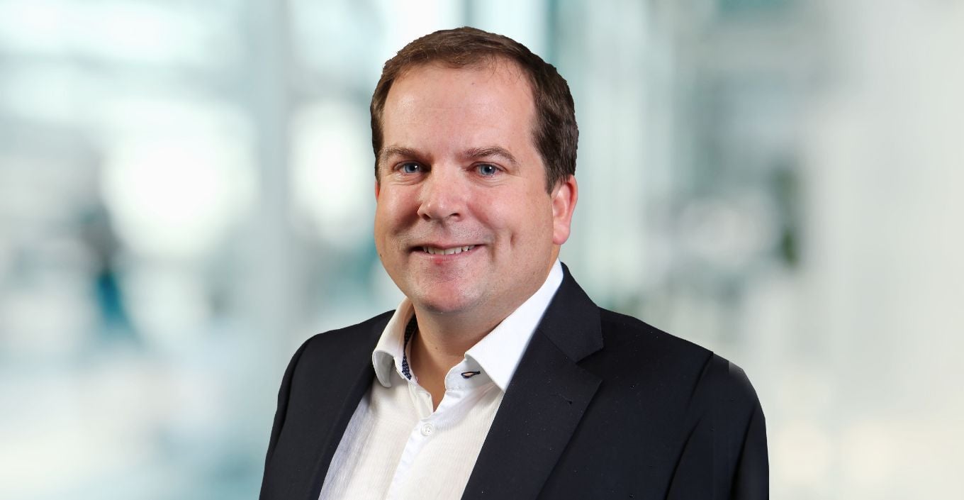 oeg-smt-Gavin Collins-1360x705