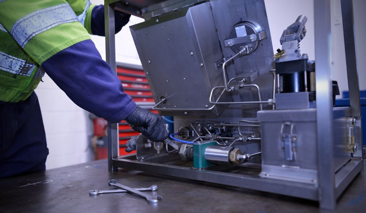 pressure-testing-equipment-1200x700
