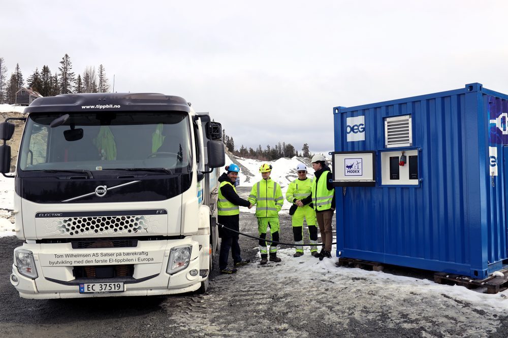 OEG Charge Hub container charging construction site vehicles in Norway.