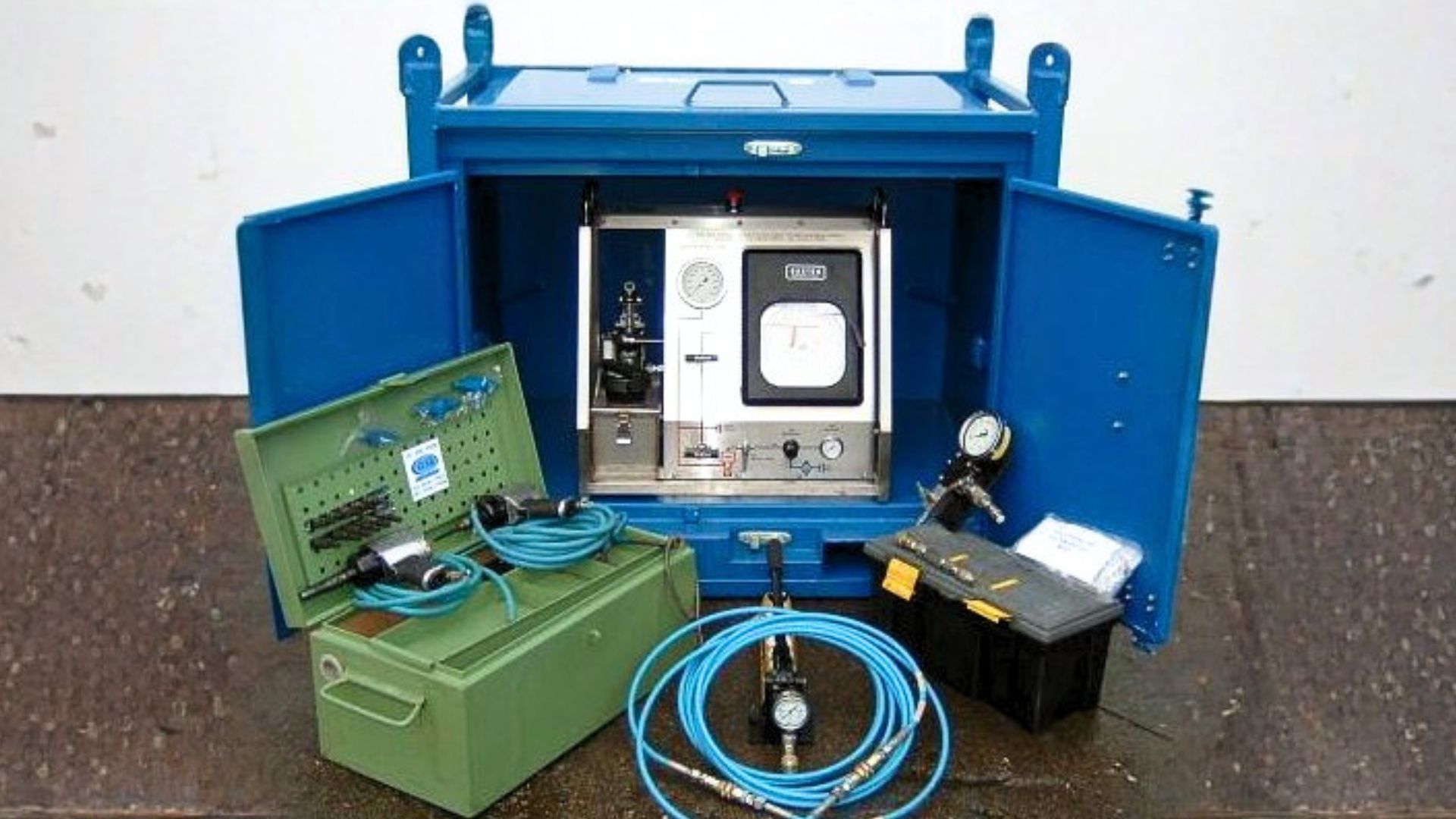OEG BlueManta tool box kit