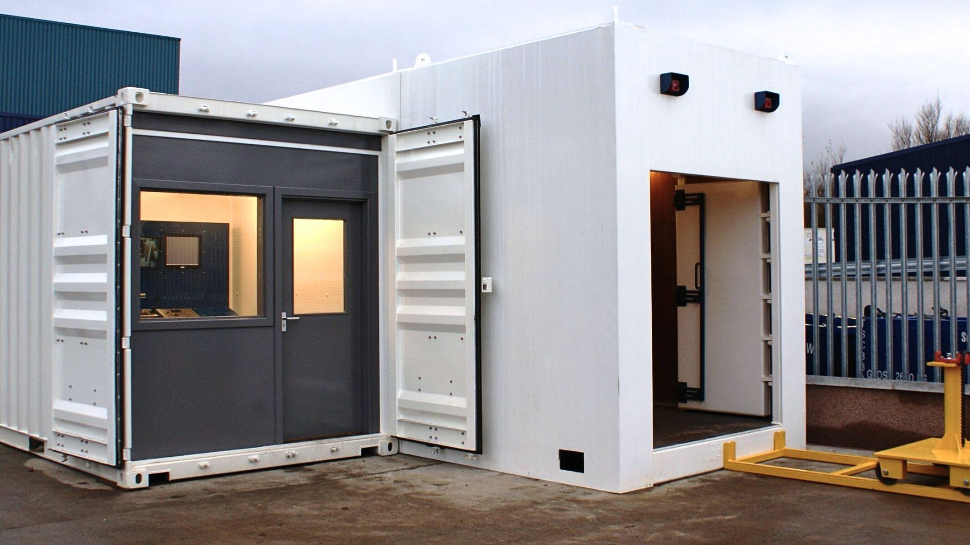 Modular control room