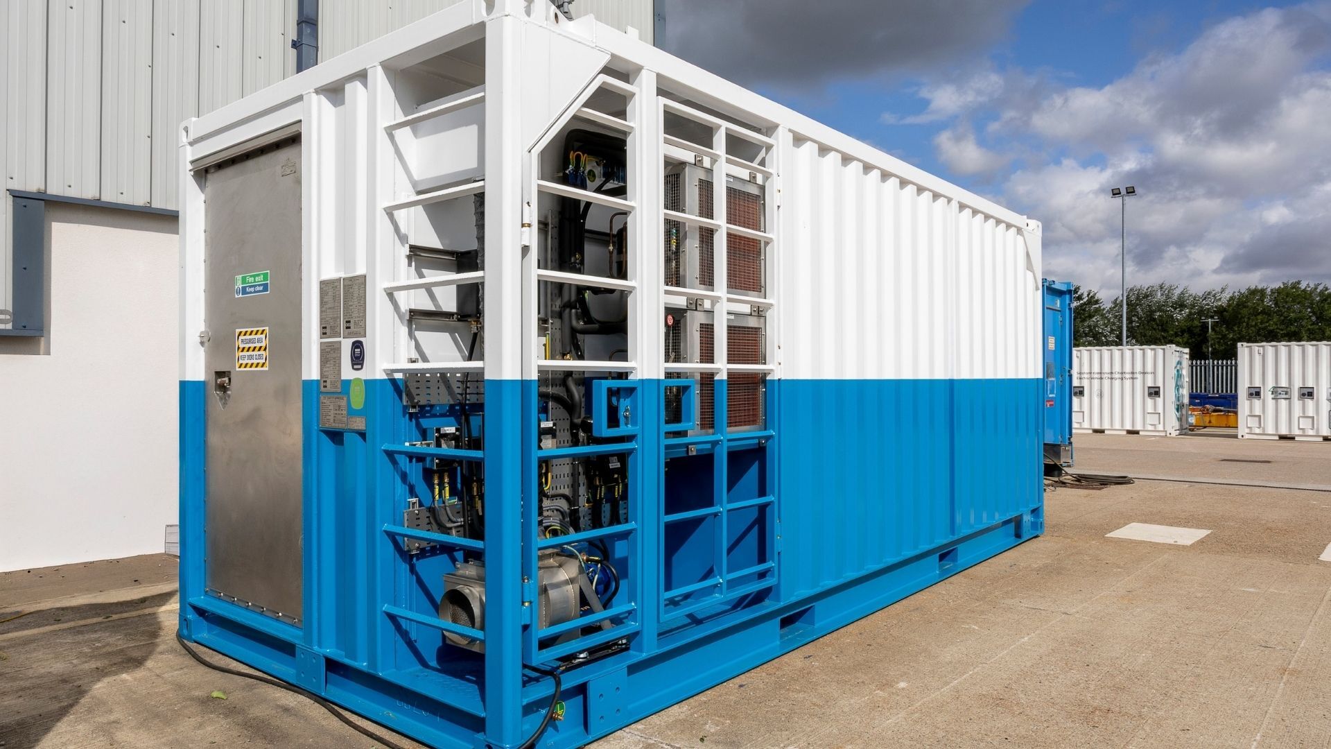 oeg-case-study-a60-rov-and-workshop-module-1920x1080-3