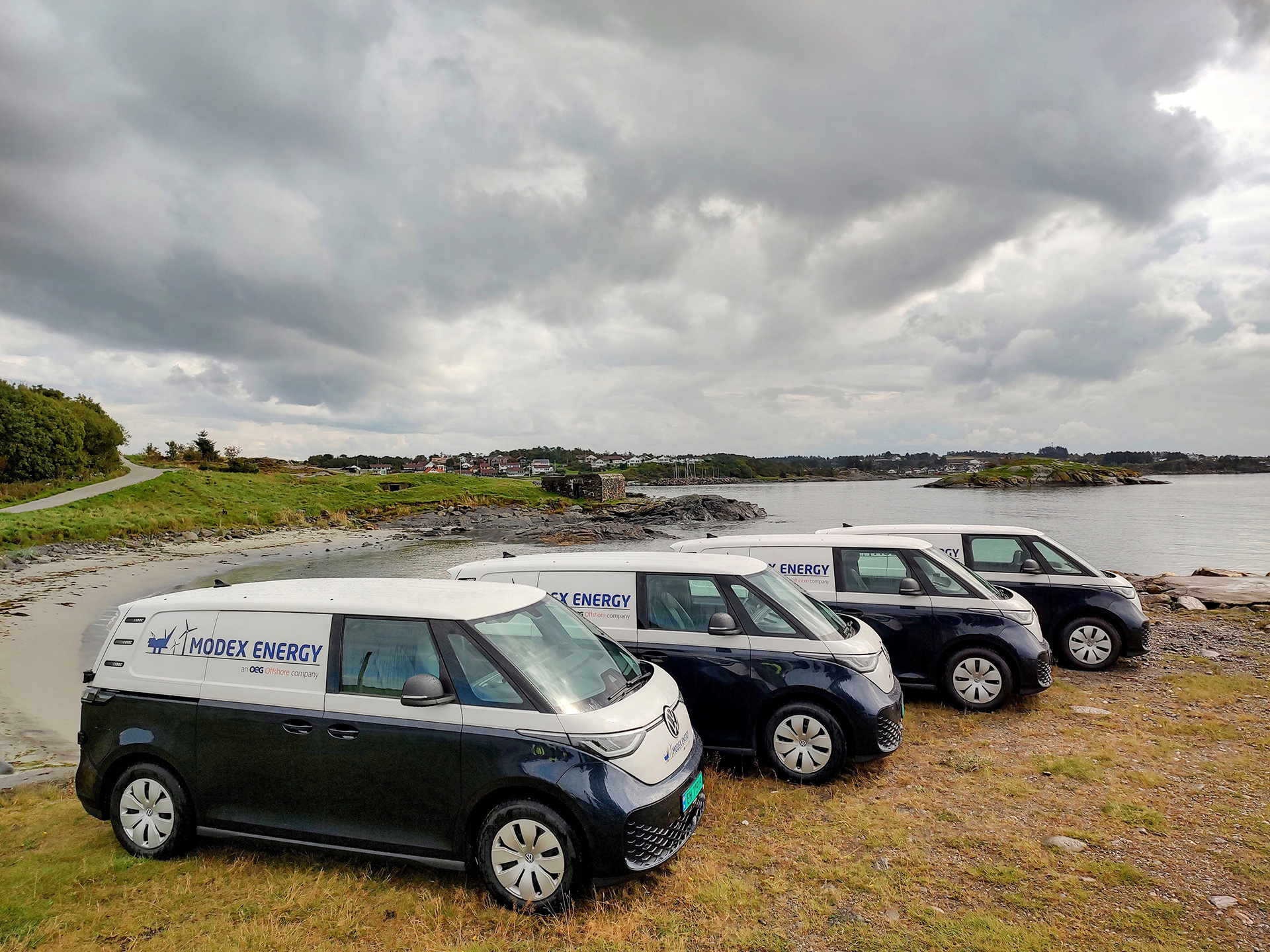 1694530779modexelectricvans